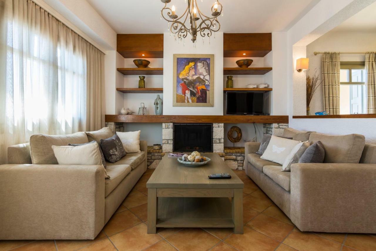 Elaia Villas 毕达哥利翁 外观 照片